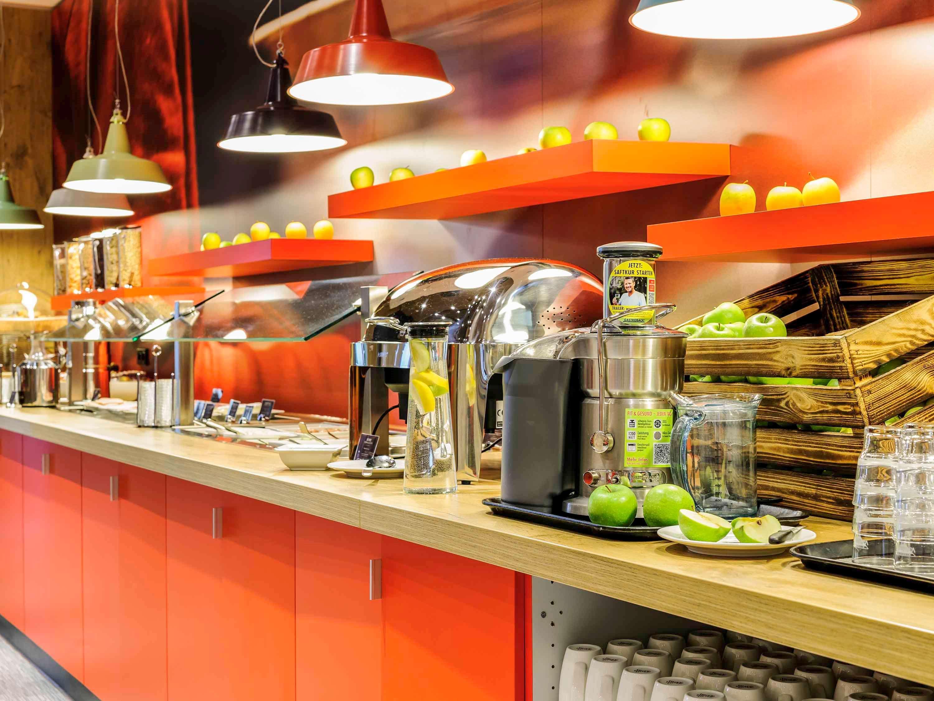 Ibis Hauptbahnhof 3* Berlino